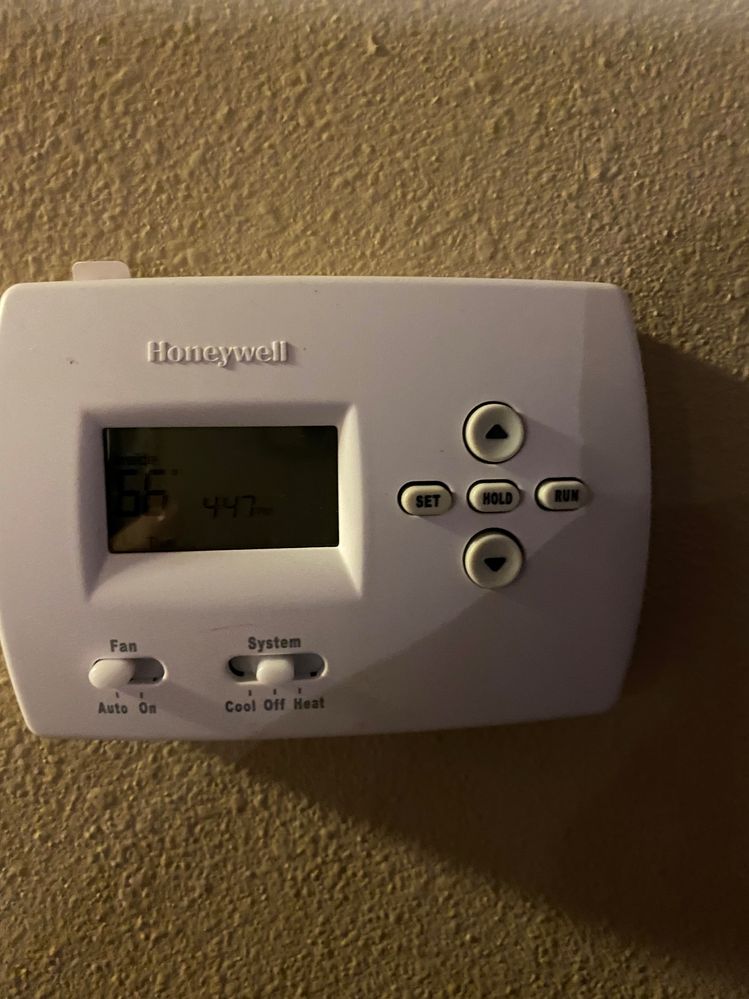 Thermostat 2.jpg